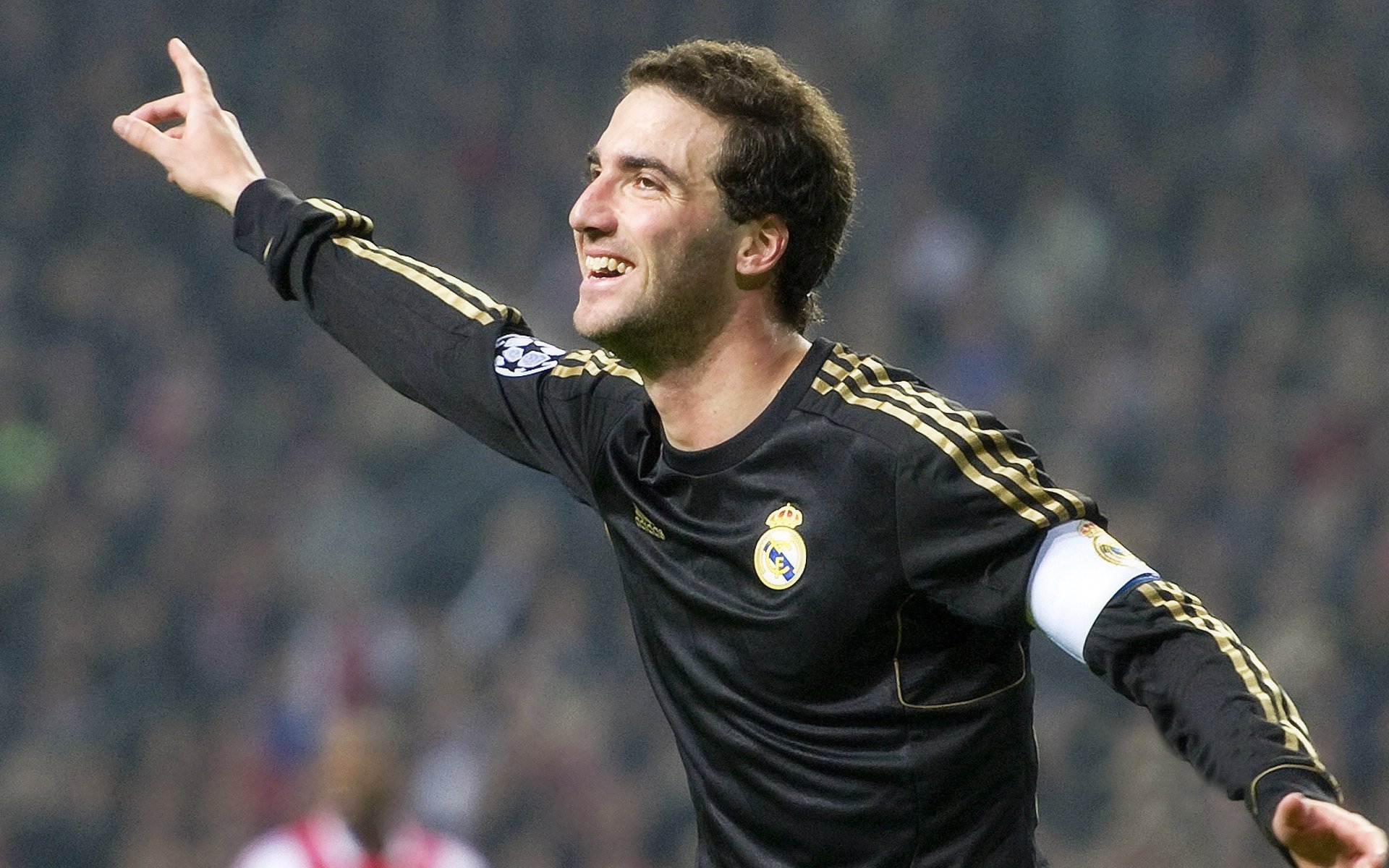 德甲攻防大战：节奏快、精彩不断！，德甲对抗